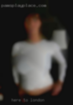 Here London to meet older men, big cock only.