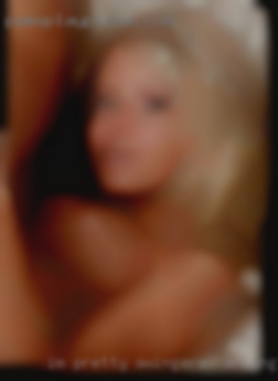 I'm pretty swingers in Arlington, TX new to this online scene.